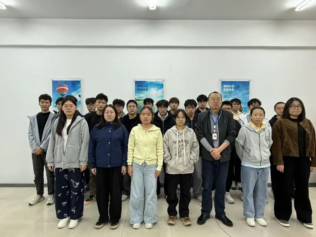 【近期結(jié)班留影】時(shí)光會(huì)定格此刻，但夢(mèng)想永